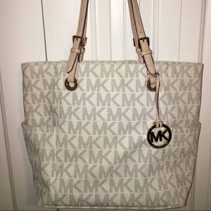 Michael Kors Cream & Tan Jet Tote Purse 💕